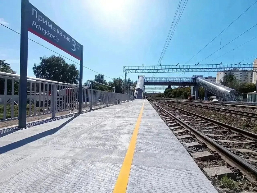 В Саратове над железной дорогой открыт еще один пешеходный мост с лифтами 